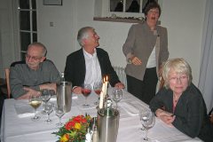 Anne kann's kaum glauben.